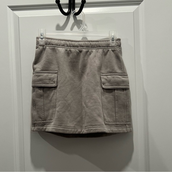 Aritzia Cozyfleece Jacket & Skirt SET - Picture 9 of 15